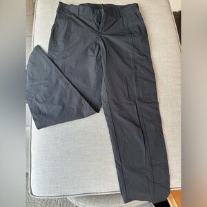 Kirkland Black Ladies Cargo/Utility Pants, Women's Size 4, Straight Leg